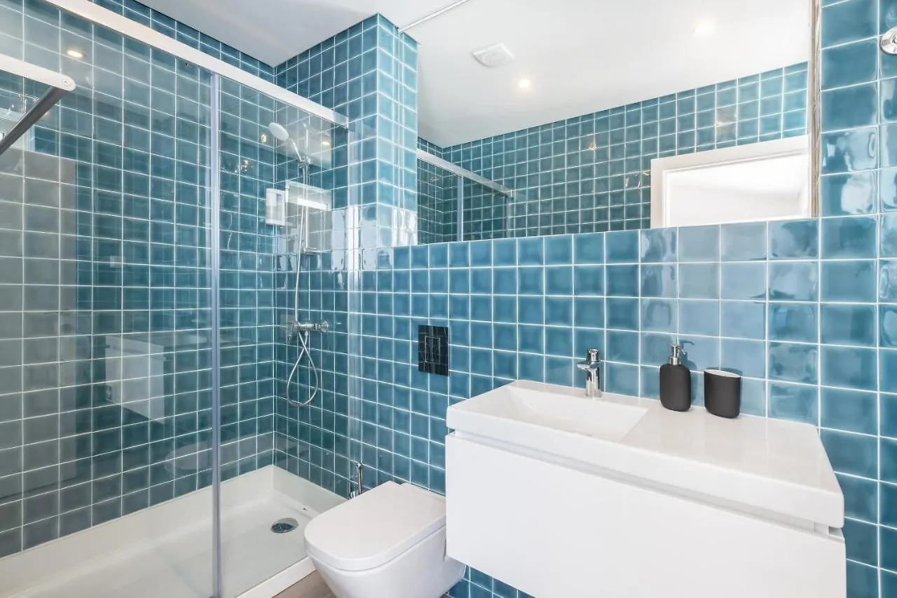 Olala Lisbon Oriente Suites C