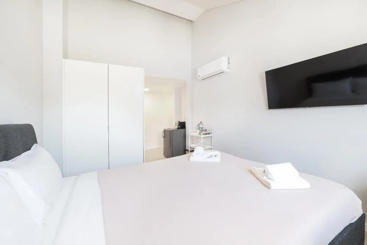 Olala Lisbon Oriente Suites C Casa de hóspedes
